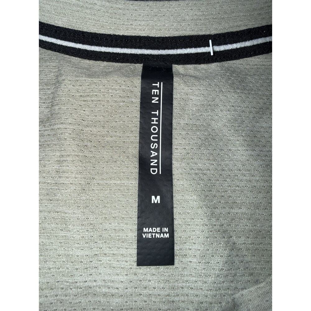 Ten Thousand The Versatile Shirt Men’s Size Medium M Sage Green Tee TTKT009 - Picture 2 of 4